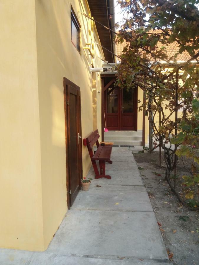 Harsfak Villa Mezokovacshaza Luaran gambar